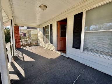 Main picture of 5406 Paseo Blvd