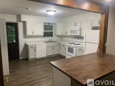 Main picture of 5586 Old Dayton Pike