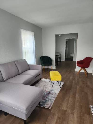 Main picture of 1012 E Sciota Ave