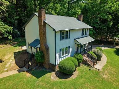 Main picture of 102 Chevis Dr