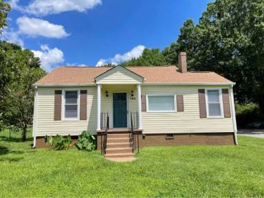 Main picture of 793 Chalice St SW