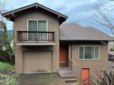 Main picture of 1160 E 39th Pl