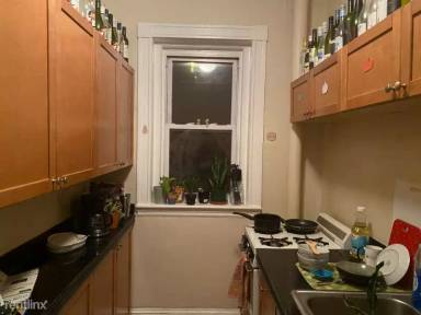 Main picture of 1193 Commonwealth Ave