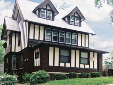 Main picture of 149 E Gilman St