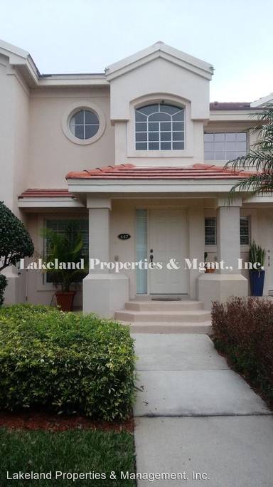 Main picture of 447 Enclave Pl