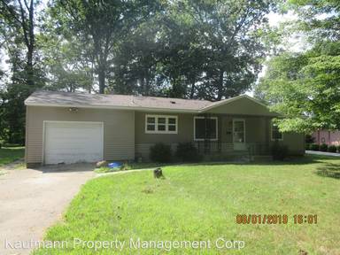 Main picture of 4608 Woodsdale Ln