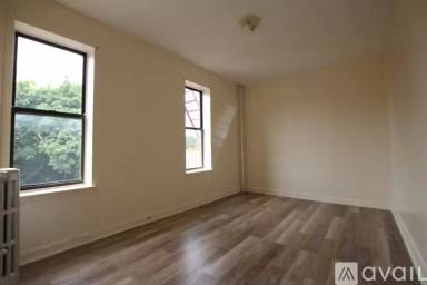Main picture of 3214 Clarendon Rd