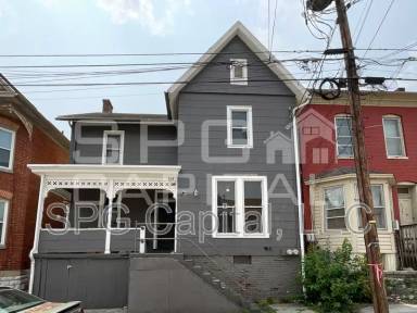 Main picture of 324 N Franklin St