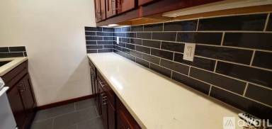 Main picture of 1667 Haight St