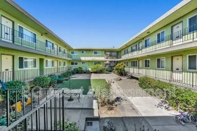 Main picture of 5550 Central Ave