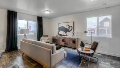Main picture of 78 N Voyager Ln