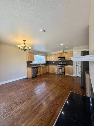 Main picture of 1767 Cardel Way