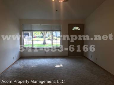 Main picture of 1014 N Pond Rd