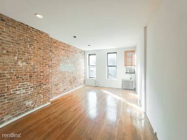 Main picture of 214 E 90th St