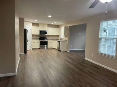Main picture of 2402 Brantwood Blvd