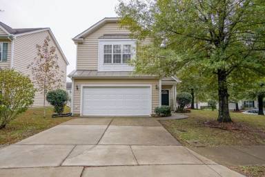 Main picture of 1002 Red Hat Ln