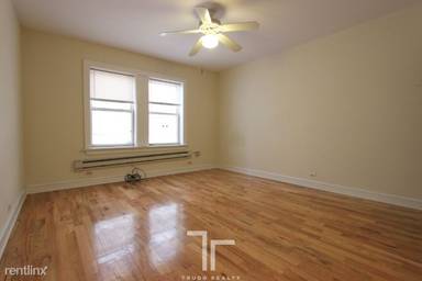 Main picture of 540 W Wellington Ave