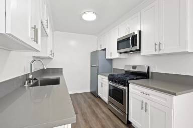 Main picture of 918 11th St