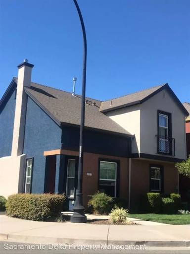 Main picture of 817 Titanium Ln