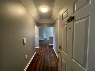 Main picture of 2001 Berrancher Dr