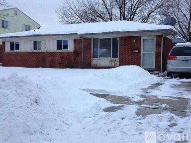 Main picture of 30449 Winthrop Dr
