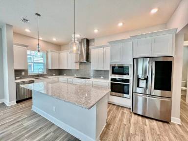 Main picture of 7324 Beach Haven Pl