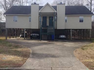Main picture of 104 Derwent Ct