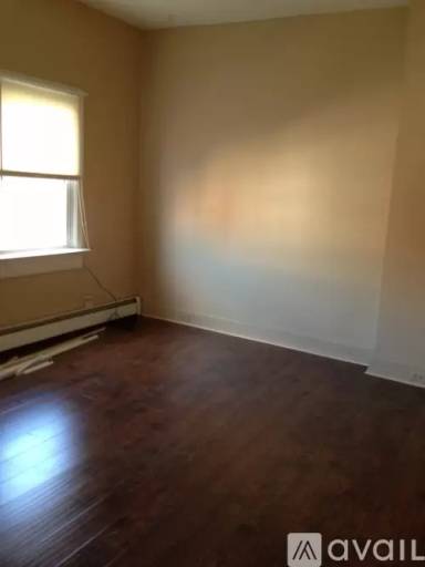 Main picture of 64 W Main St