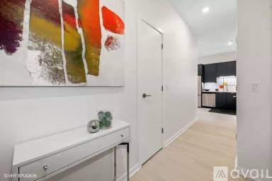 Main picture of 4714 N Sheridan Rd