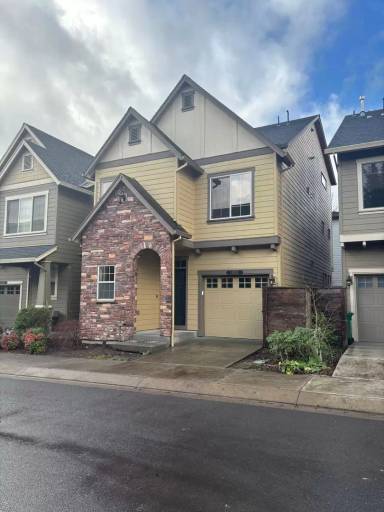 Main picture of 11033 SW Legacy Oak Way