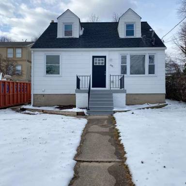 Main picture of 5942 Clayton Ave