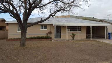 Main picture of 118 E Orchid Ln