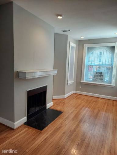 Main picture of 7 15th St SE