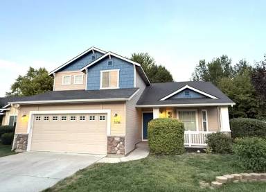 Main picture of 3356 N Oakstone Ave