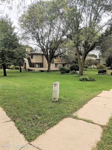 Main picture of 2860 W Mill Rd