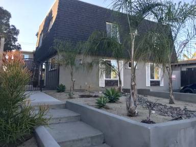 Main picture of 4556 Bancroft St