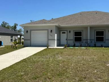 Main picture of 2020 Dorion St