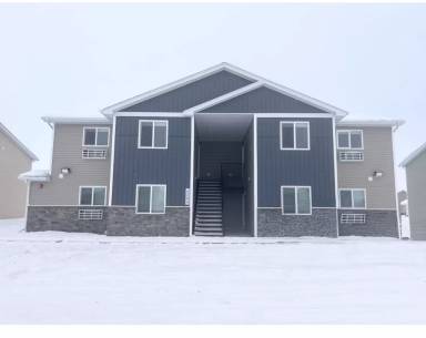 Main picture of 6084 N Freedom Rd