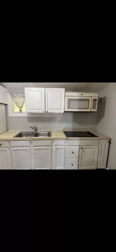 Main picture of 2710 9th St E