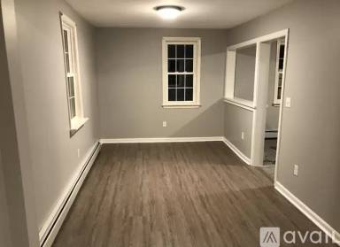 Main picture of 105 Mill Ln