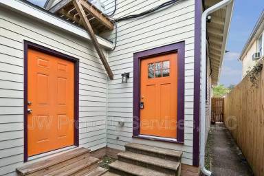 Main picture of 1838 N Miro St