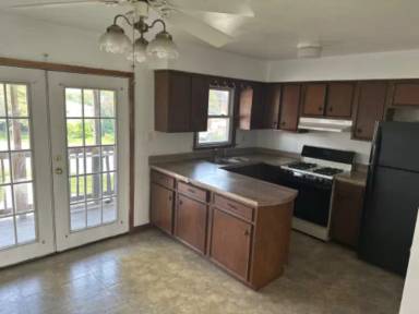 Main picture of 4433 Prairie Ave