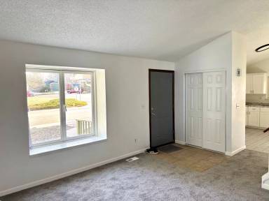 Main picture of 4865 S Espana Ln
