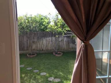 Main picture of 725 N Alta Vista Blvd
