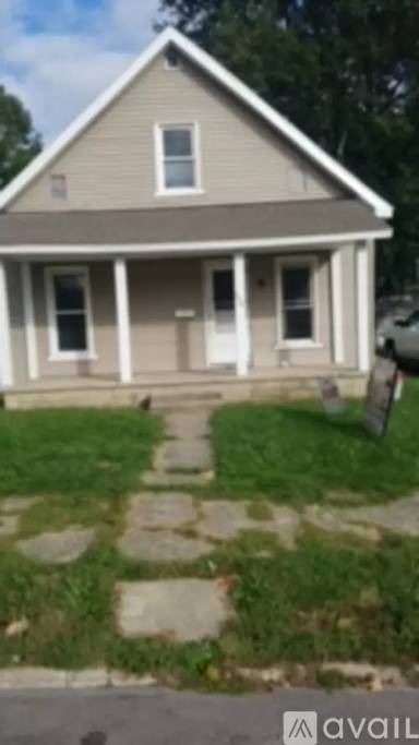 Main picture of 608 Wallace Ave
