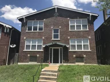 Main picture of 4995 Quincy St
