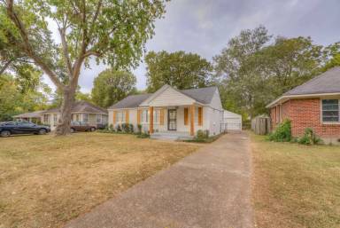 Main picture of 1363 Colonial Rd