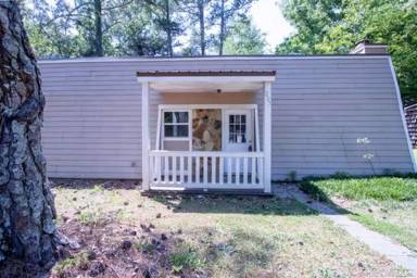 Main picture of Tallassee Ridge