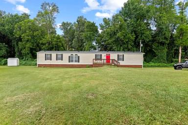 Main picture of 185 Justice Rd