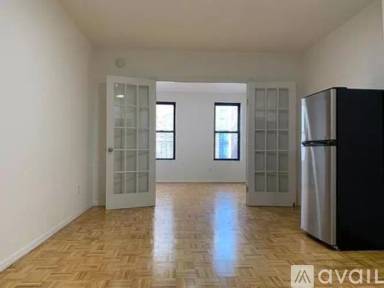 Main picture of 25 Jones St